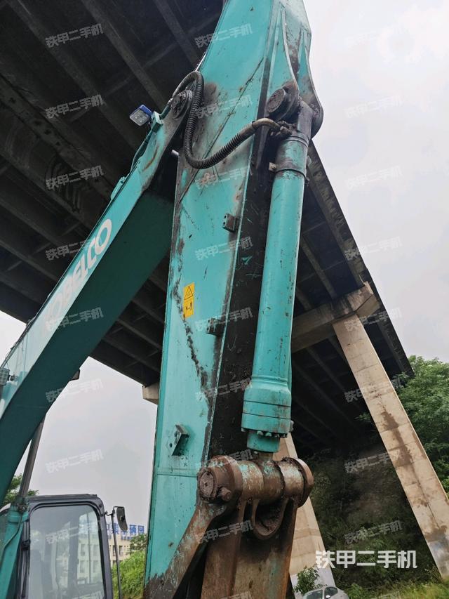 小臂整體右前（工作和回轉(zhuǎn)裝置）