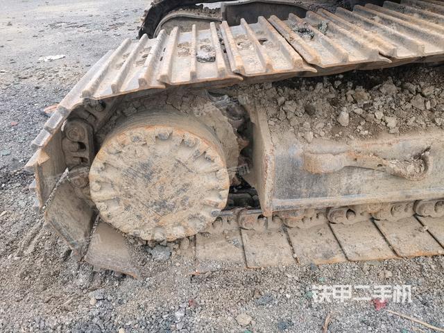 右驅(qū)動(dòng)輪(行走機(jī)構(gòu)) 右驅(qū)動(dòng)輪(行走機(jī)構(gòu))