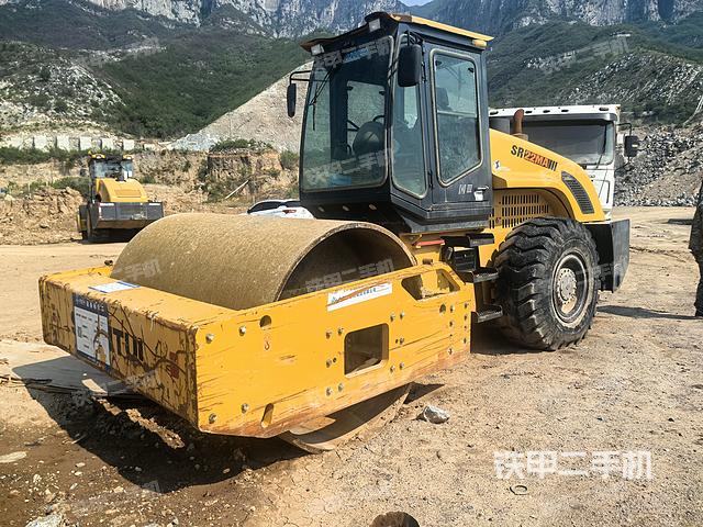 山推SR22MA压路机
