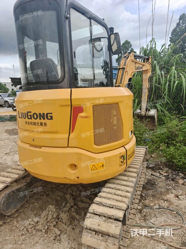 右后45(整机外观) 右后45(整机外观)