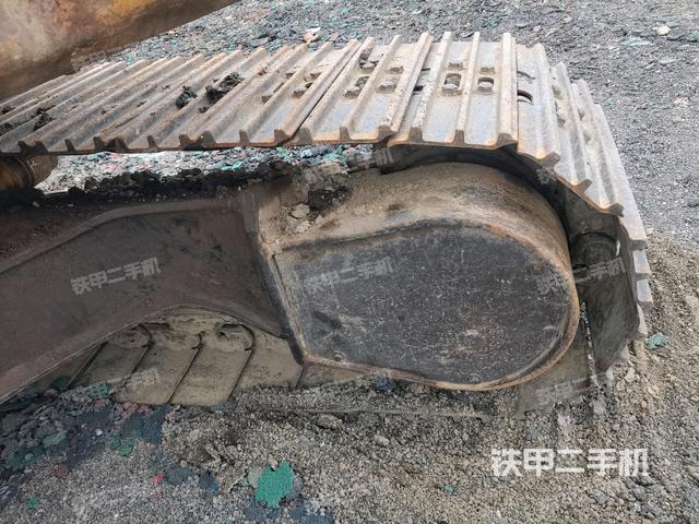 右側(cè)行走馬達(dá)蓋板(行走機(jī)構(gòu)) 右側(cè)行走馬達(dá)蓋板(行走機(jī)構(gòu))