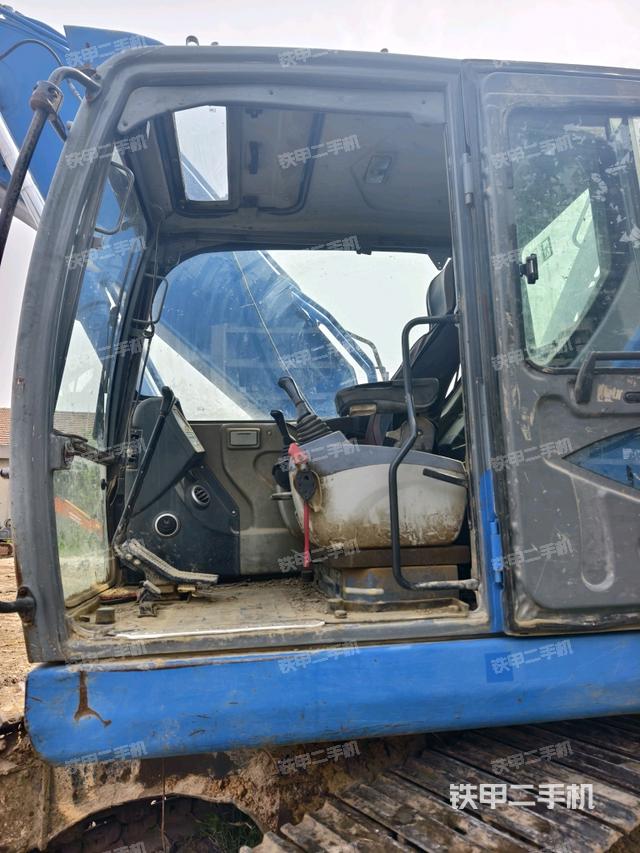 驾驶室左后45度（驾驶室部分）