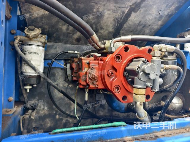 液压泵斜45 左（大件舱室）