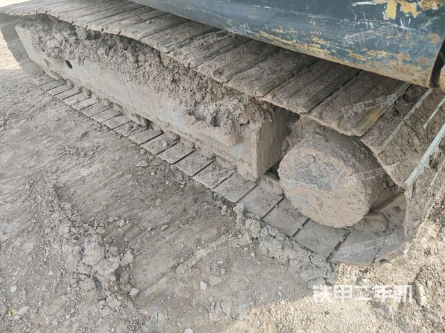 右侧履带整体（行走机构）