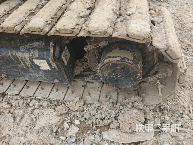 右驱动轮(行走机构) 右驱动轮(行走机构)