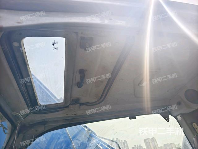 顶棚整体（驾驶室部分）