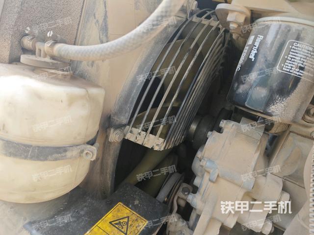 水箱+風(fēng)扇特寫(上車部件) 水箱+風(fēng)扇特寫(上車部件)
