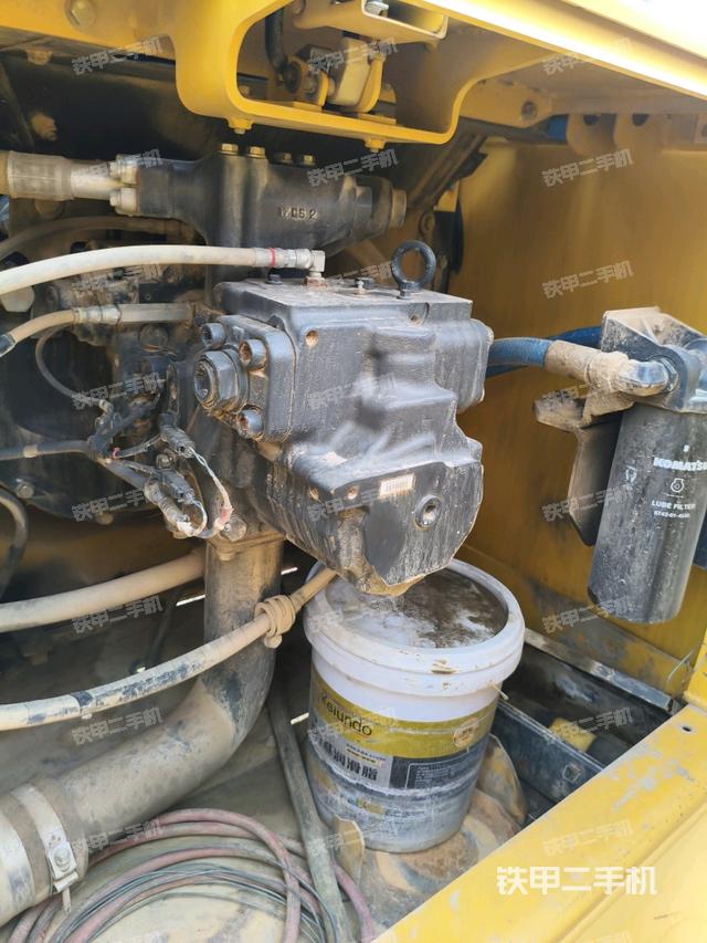 液压泵斜45 左(大件舱室) 液压泵斜45 左(大件舱室)