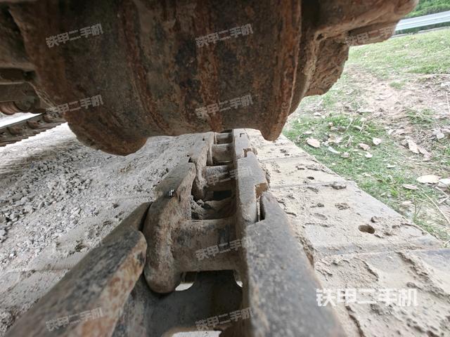 右驅(qū)動(dòng)輪(行走機(jī)構(gòu)) 右驅(qū)動(dòng)輪(行走機(jī)構(gòu))