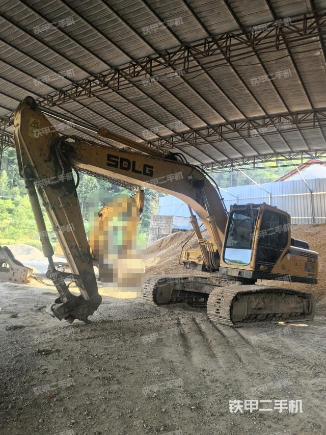 山東臨工E6225F挖掘機