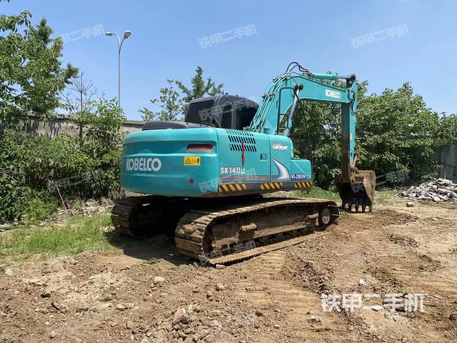 整机右后45°(整机外观) 整机右后45°(整机外观)