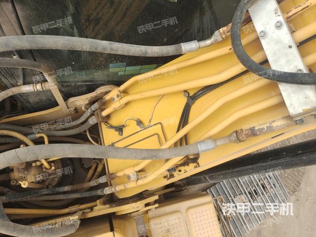 鏟斗45度(工作和回轉(zhuǎn)裝置) 鏟斗45度(工作和回轉(zhuǎn)裝置)