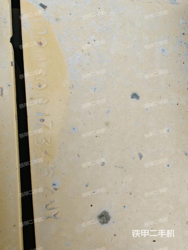 大臂根部?斜(工作和回轉(zhuǎn)裝置) 大臂根部?斜(工作和回轉(zhuǎn)裝置)