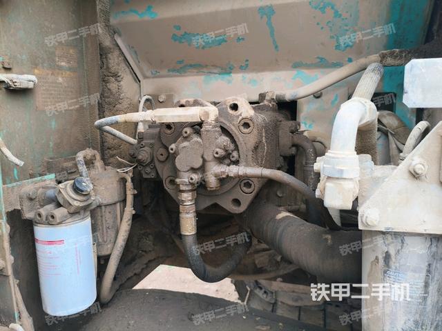 液壓泵斜45?左(大件艙室) 液壓泵斜45?左(大件艙室)