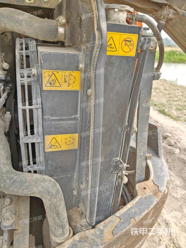 水箱+風扇特寫（上車部件）