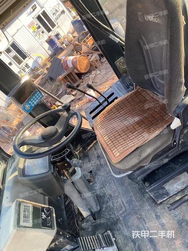 驾驶室工作台（整机外观及大件）