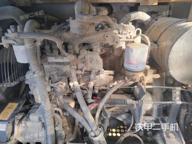 发动机整体俯视(整机外观) 发动机整体俯视(整机外观)