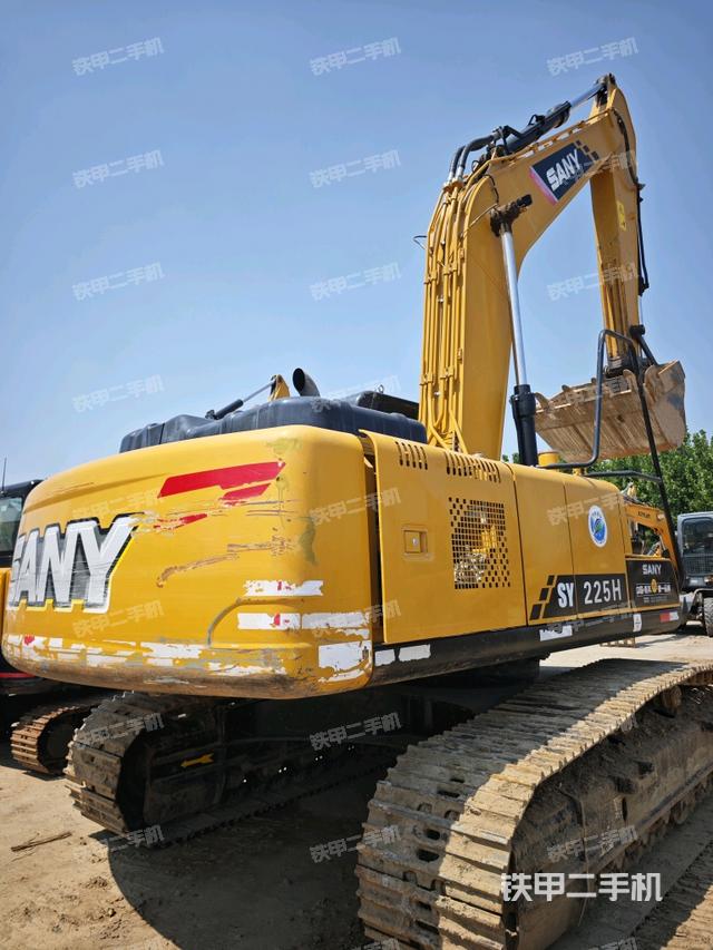 整機(jī)右后45°(整機(jī)外觀) 整機(jī)右后45°(整機(jī)外觀)