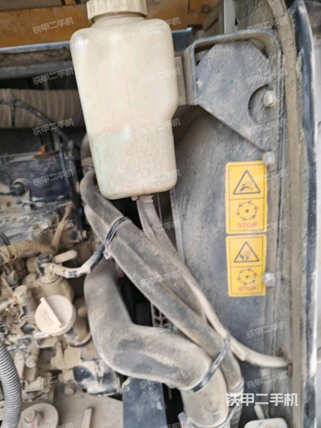 水箱+風(fēng)扇特寫(上車部件) 水箱+風(fēng)扇特寫(上車部件)