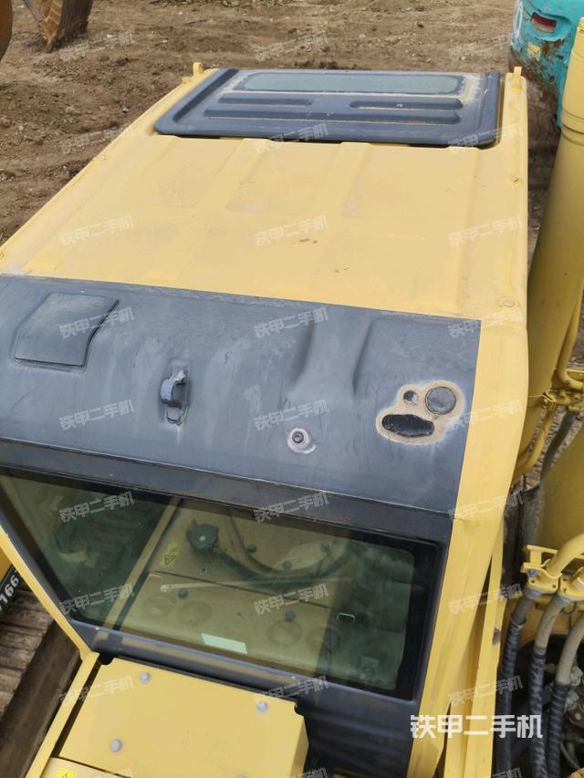 驾驶室顶部俯视(上车部件) 驾驶室顶部俯视(上车部件)