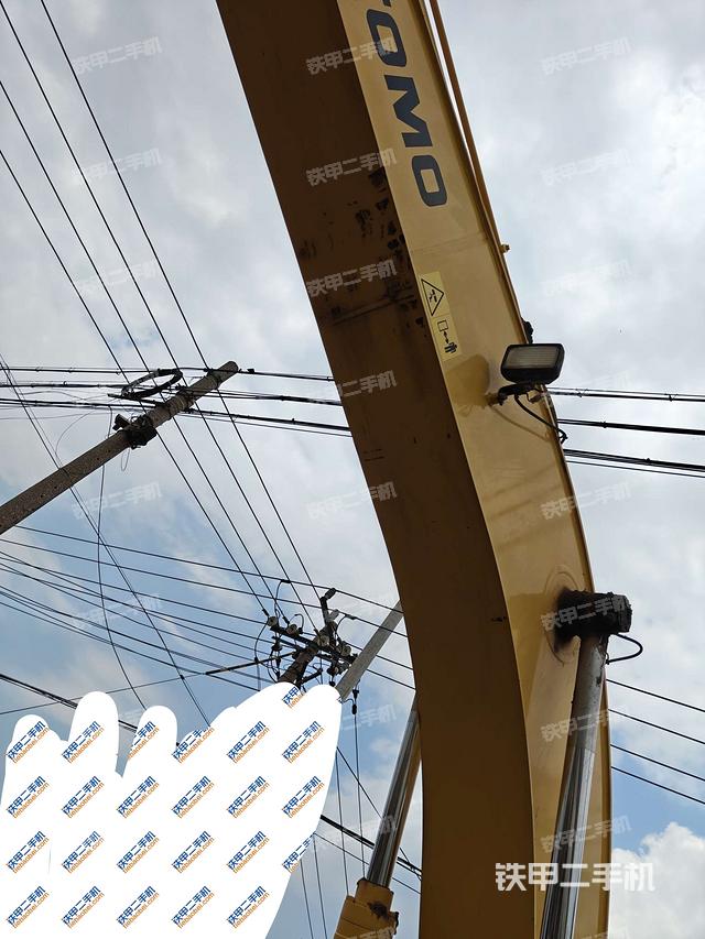 大臂整体 右侧(工作和回转装置) 大臂整体 右侧(工作和回转装置)