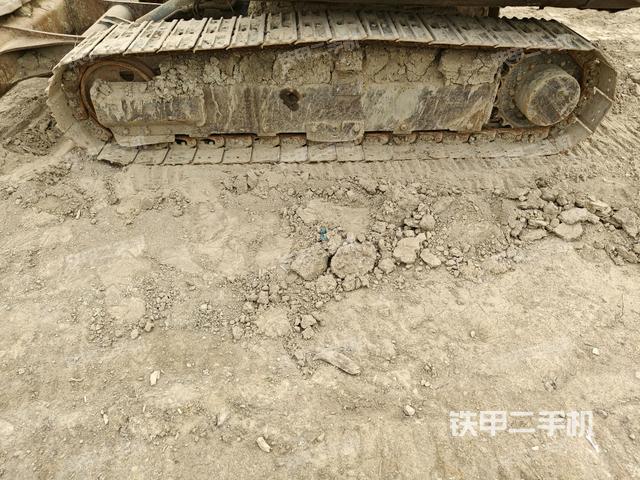 左側(cè)履帶整體?（行走機構(gòu)）