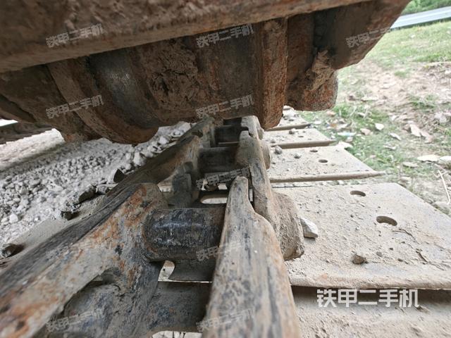 右驅(qū)動輪(行走機構(gòu)) 右驅(qū)動輪(行走機構(gòu))