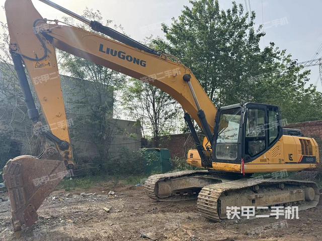 柳工CLG925E挖掘機(jī)