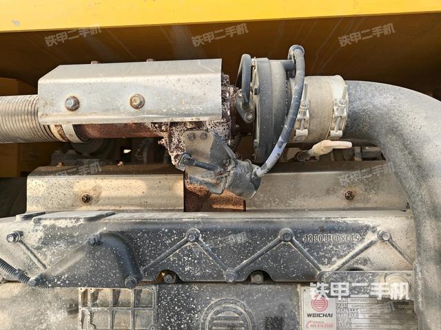 氣門室蓋螺絲特寫(上車部件) 氣門室蓋螺絲特寫(上車部件)