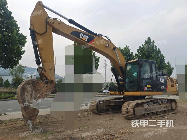 卡特彼勒323D2L挖掘機(jī)