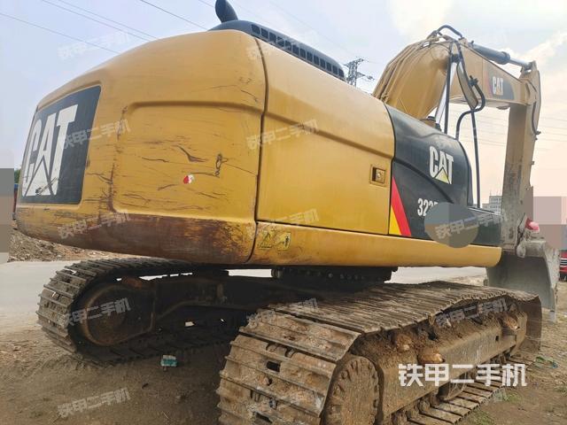 右后45(整機(jī)外觀) 右后45(整機(jī)外觀)