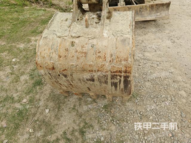 大臂根部?斜(工作和回轉(zhuǎn)裝置) 大臂根部?斜(工作和回轉(zhuǎn)裝置)