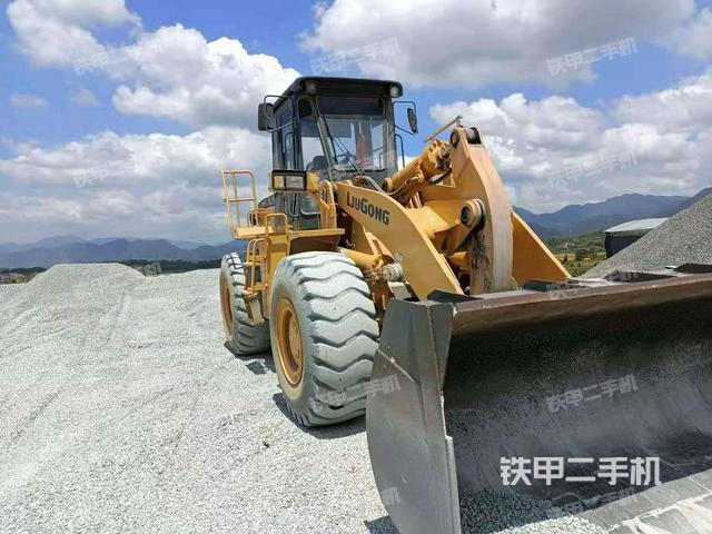 柳工CLG855裝載機(jī)