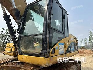 卡特彼勒323D液壓挖掘機(jī)實(shí)拍圖片