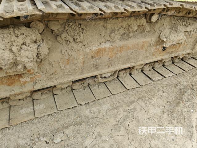 左側行走馬達蓋板(行走機構) 左側行走馬達蓋板(行走機構)
