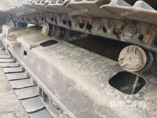 右驅(qū)動輪(行走機構(gòu)) 右驅(qū)動輪(行走機構(gòu))