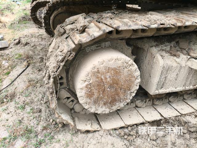 右驱动轮(行走机构) 右驱动轮(行走机构)