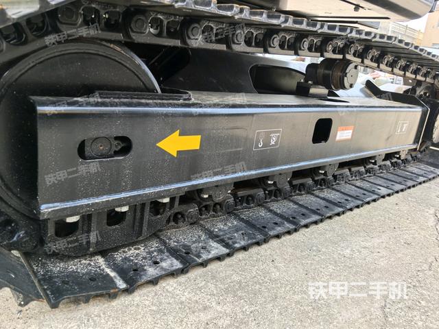 左側(cè)履帶整體?(行走機(jī)構(gòu)) 左側(cè)履帶整體?(行走機(jī)構(gòu))