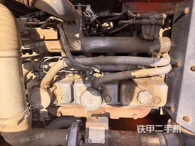 发动机整体俯视(整机外观) 发动机整体俯视(整机外观)