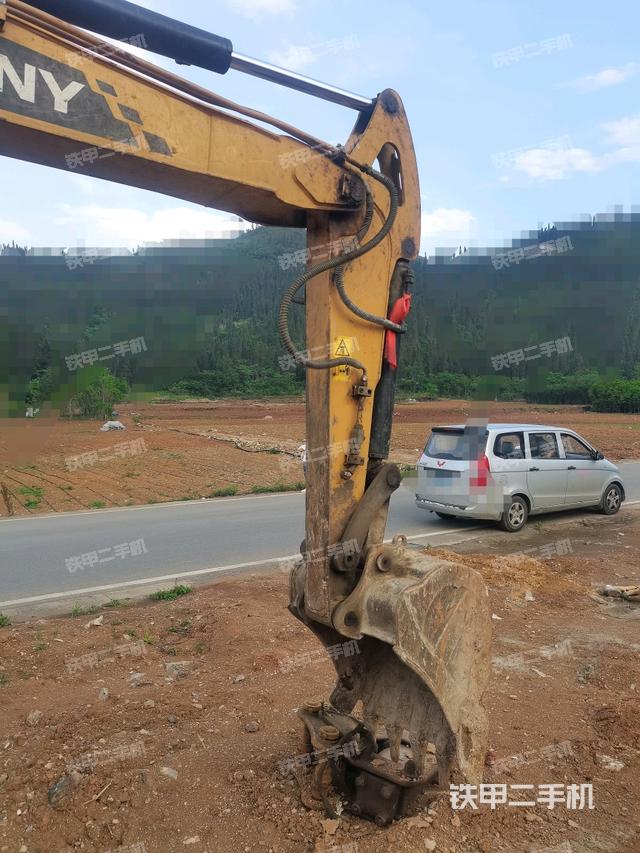 小臂整体右前（工作和回转装置）