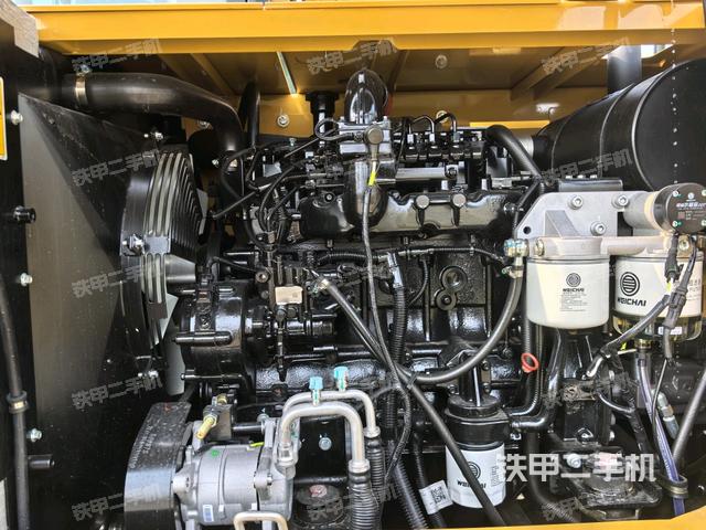 發(fā)動(dòng)機(jī)室(上車部件) 發(fā)動(dòng)機(jī)室(上車部件)