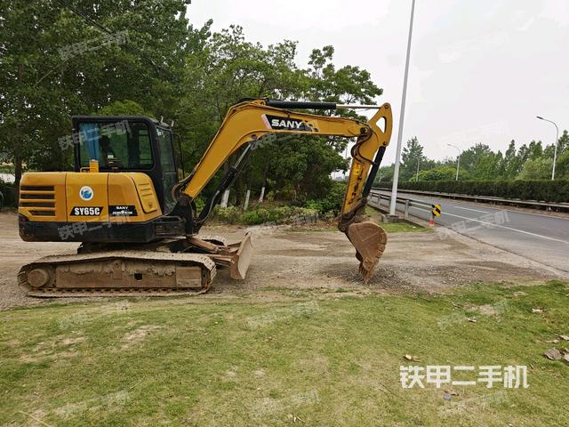 右前45(整機外觀) 右前45(整機外觀)