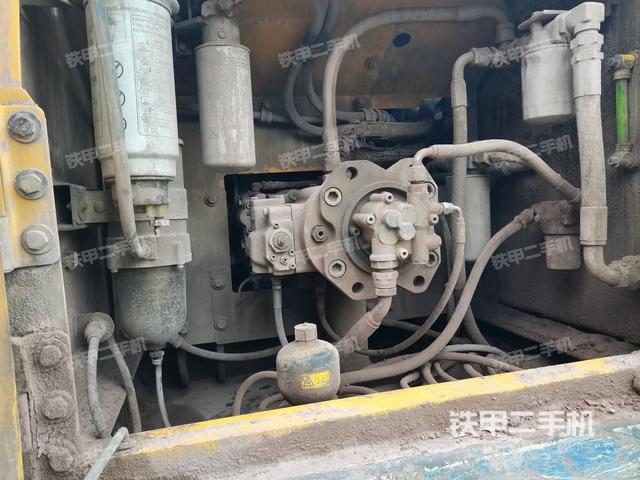 液压泵斜45 左(大件舱室) 液压泵斜45 左(大件舱室)