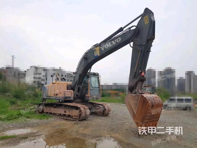 右前45(整机外观) 右前45(整机外观)