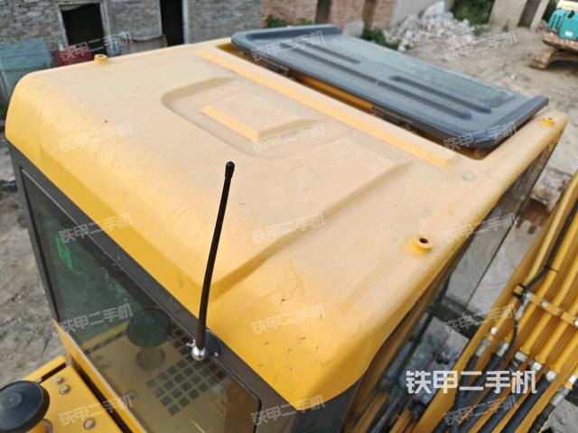 后窗玻璃角標(biāo)(駕駛室部分) 后窗玻璃角標(biāo)(駕駛室部分)