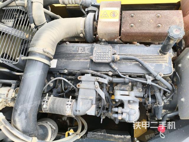 发动机室(上车部件) 发动机室(上车部件)