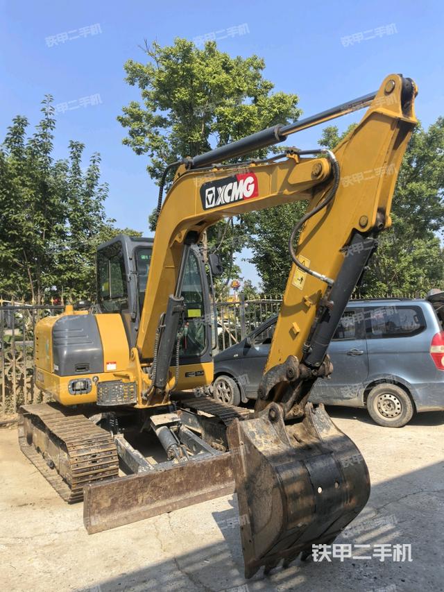 右前45(整機(jī)外觀) 右前45(整機(jī)外觀)