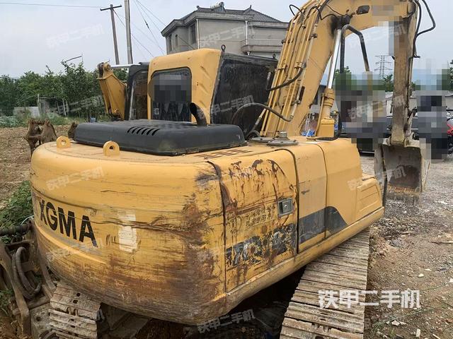 整机右后45°(整机外观) 整机右后45°(整机外观)