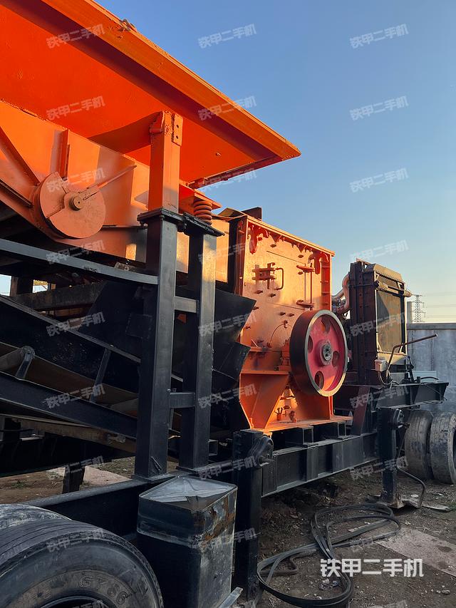 整機(jī)左側(cè)(設(shè)備外觀及核心部件) 整機(jī)左側(cè)(設(shè)備外觀及核心部件)