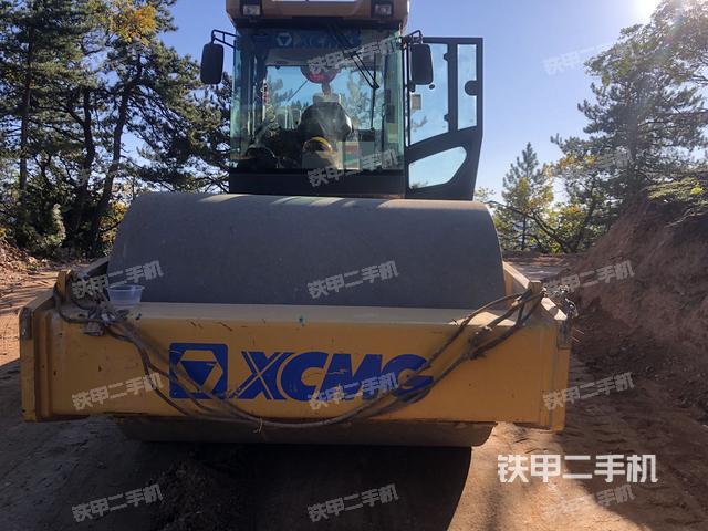 整机右侧（设备外观及核心部件）